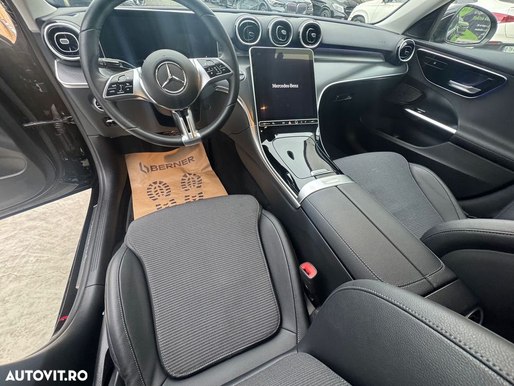 Mercedes-Benz C - 7