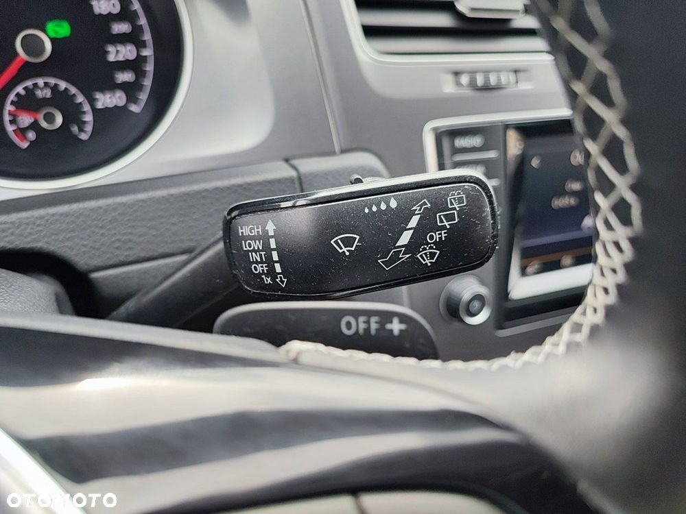 Volkswagen Golf 1.4 TSI BlueMotion Technology DSG Lounge - 17