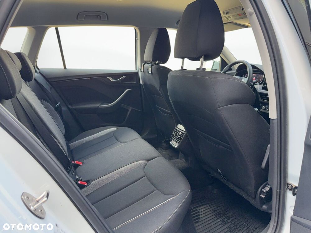 Skoda Kamiq 1.0 TSI Selection - 39