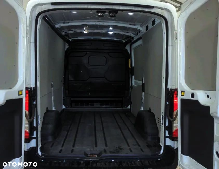 Ford Transit 350 2.0 EcoBlue Trend 130KM L2 - 6