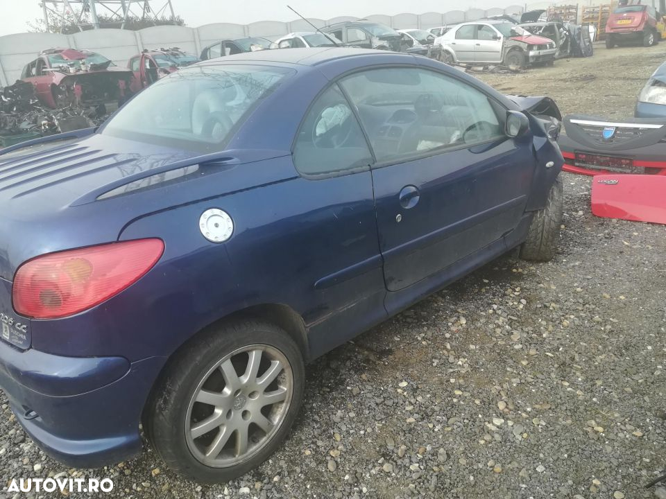 Peugeot 206 CC 2007 1.6HCi - 5