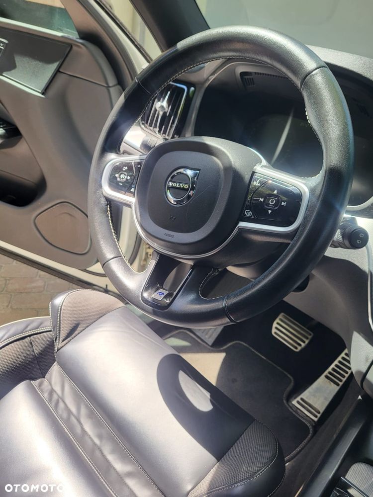 Volvo XC 60 D4 SCR R-Design - 11