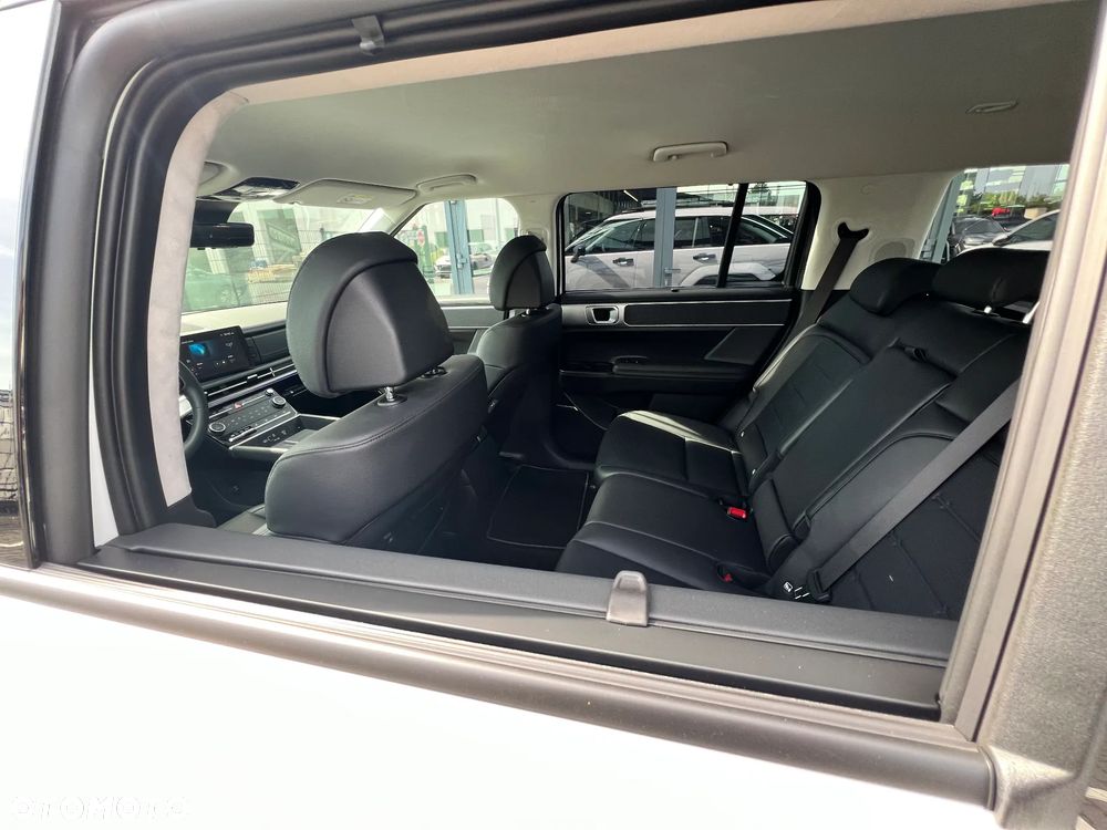 Hyundai Santa Fe - 11