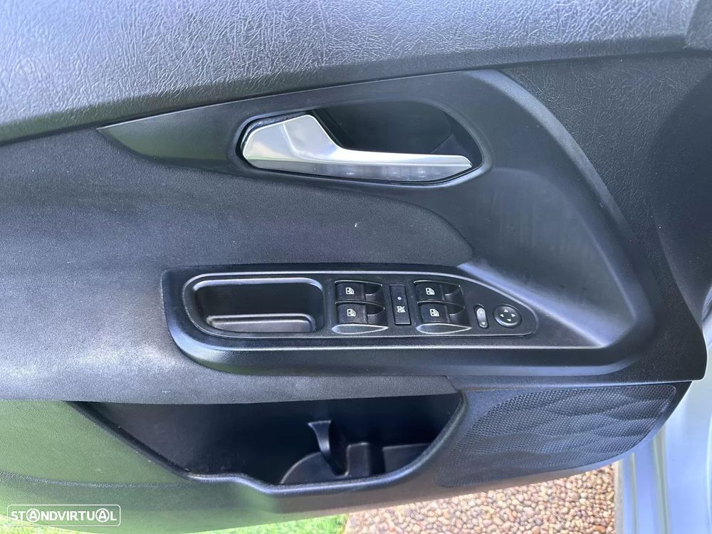 Fiat Tipo 1.3 M-Jet Lounge Tech - 21