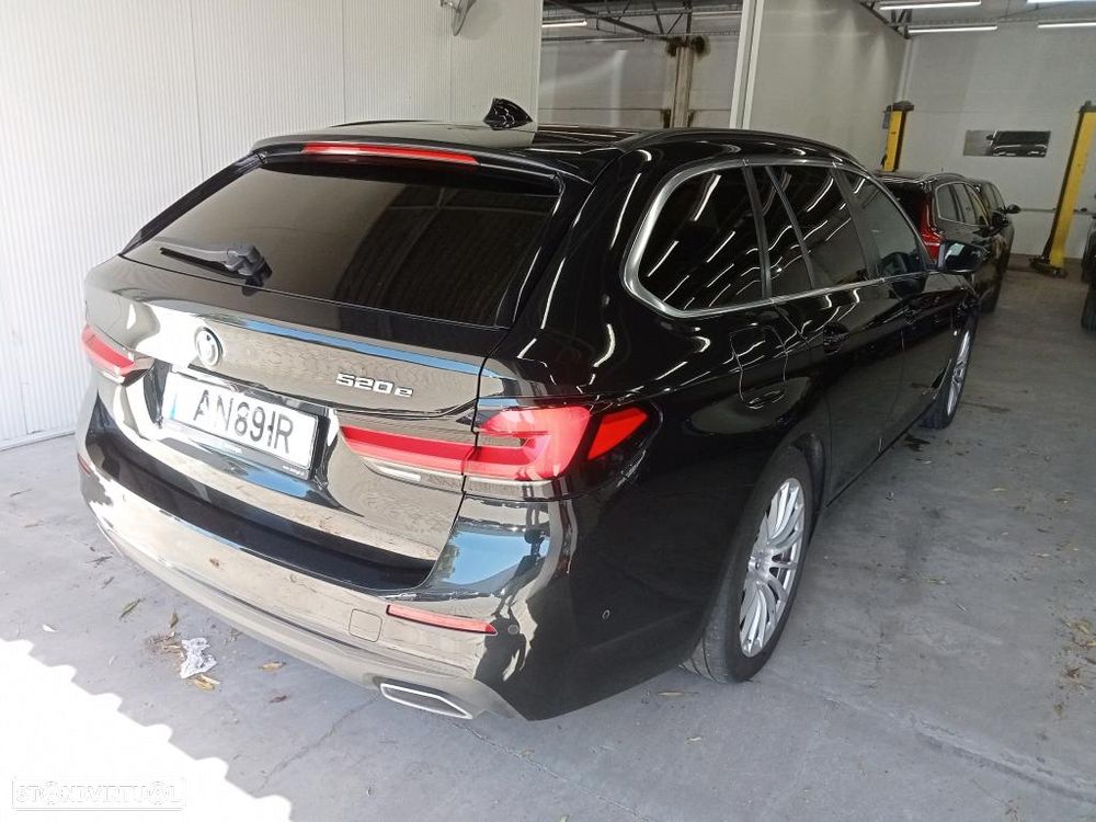 BMW 520 e - 3
