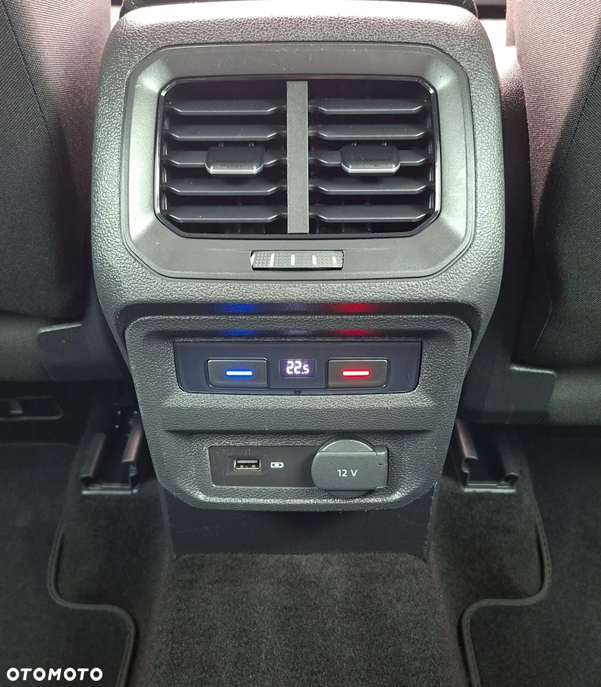 Volkswagen Tiguan 2.0 TDI SCR Elegance - 26