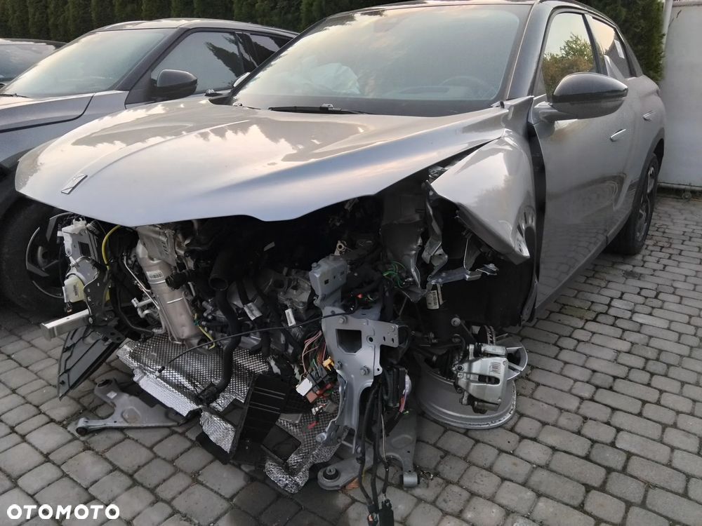 DS Automobiles DS 3 Crossback 1.2 PureTech Chic - 3