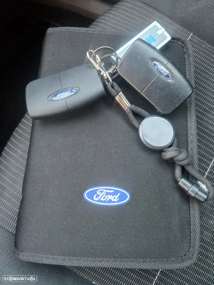 Ford Focus SW 1.6 TDCi Titanium - 15