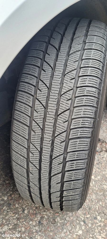 Ford S-Max - 16
