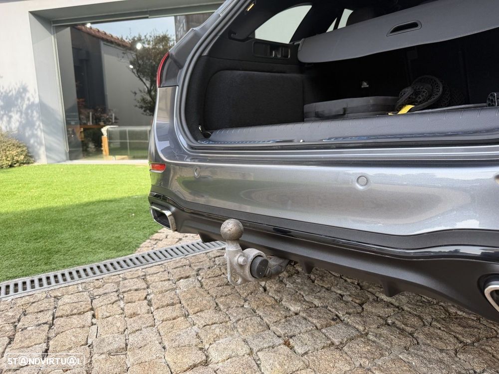 Mercedes-Benz C 300 e T 9G-TRONIC AMG Line — fotografia 14