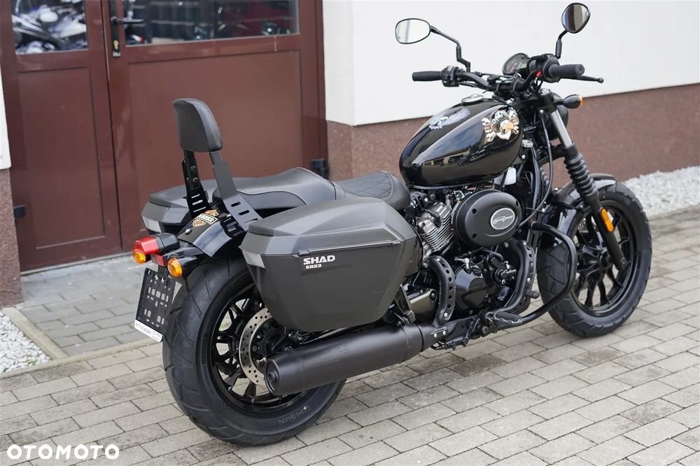 Hyosung GV - 3