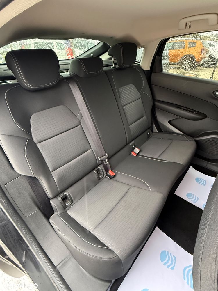 Renault Arkana E-TECH 145 Evolution - 27