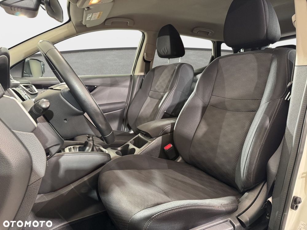 Nissan Qashqai - 15