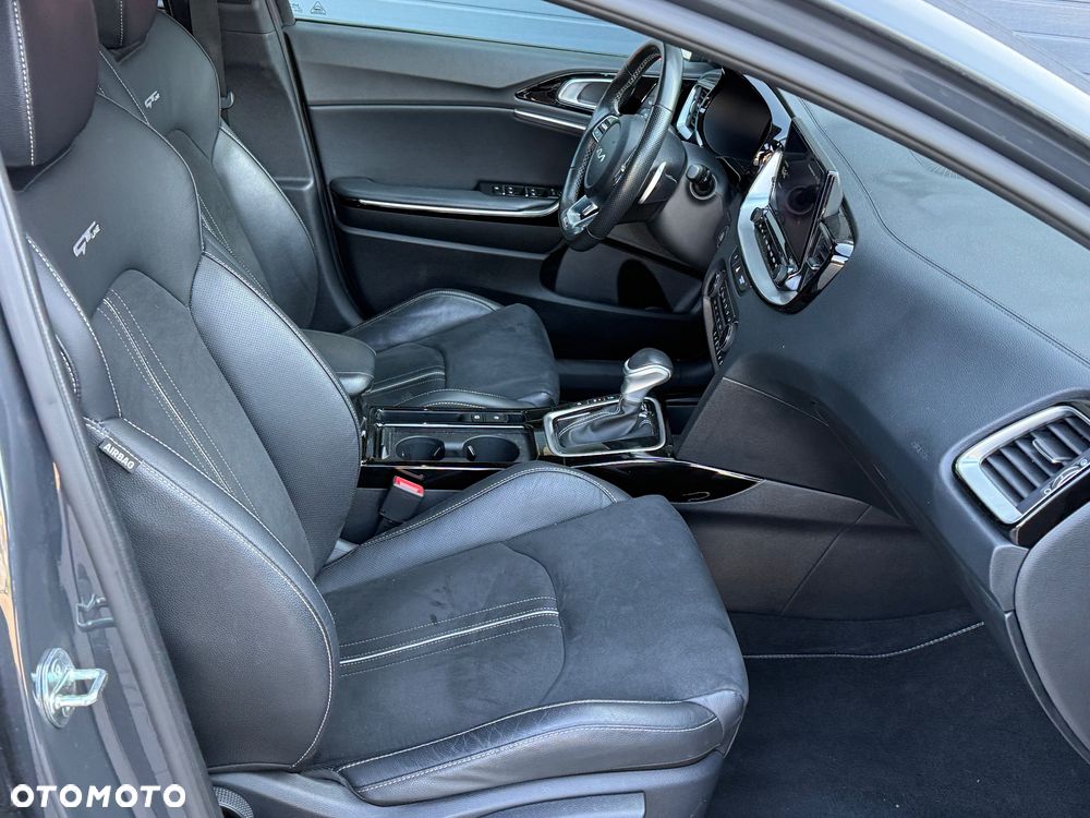 Kia ProCeed 1.5 T-GDI DCT7 OPF GT LINE - 28