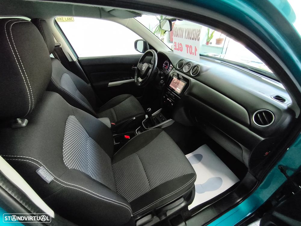 Suzuki Vitara 1.0T GLE - 8