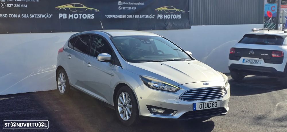 Ford Focus 1.0 EcoBoost Titanium - 1