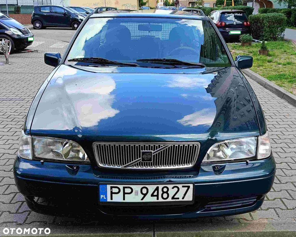 Volvo V70 2.5 - 4
