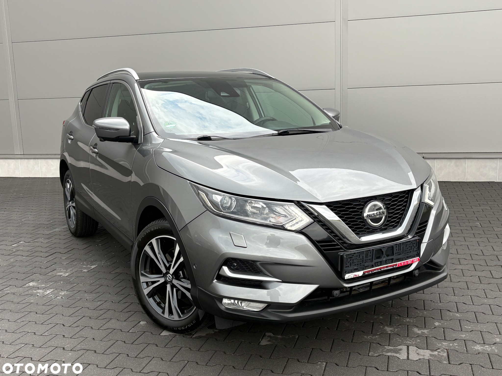 Nissan Qashqai 1.6 dCi Xtronic TEKNA - 2
