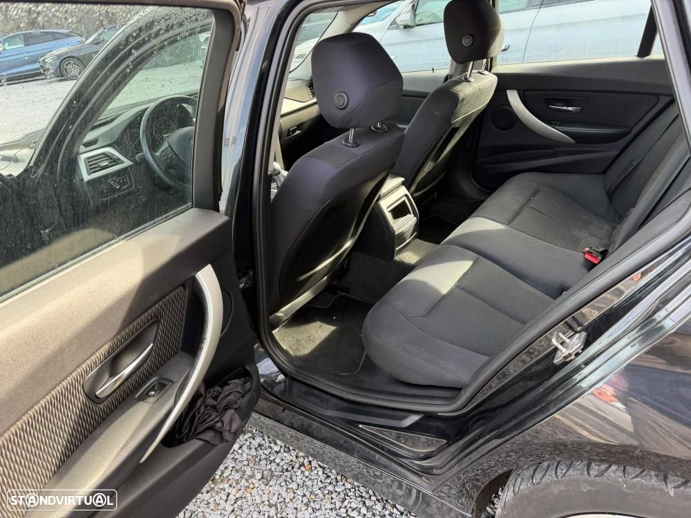 BMW 318 d Auto Line Sport - 5