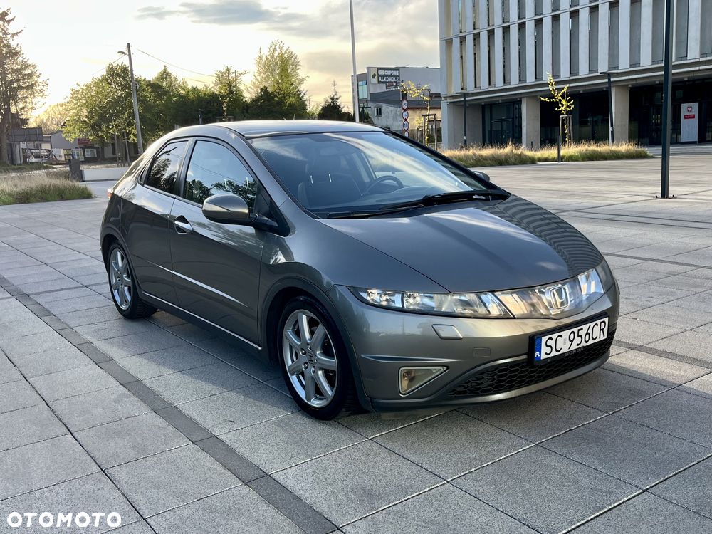 Honda Civic 1.8i-VTEC Executive - 1