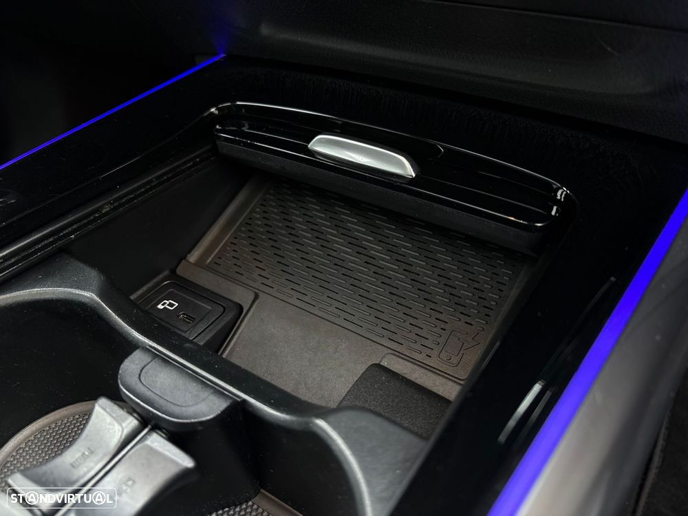 Mercedes-Benz GLA 250 e AMG Line - 47