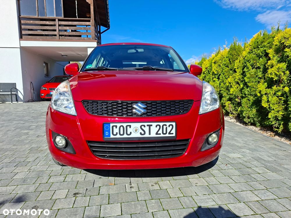 Suzuki Swift 2012 photo 4