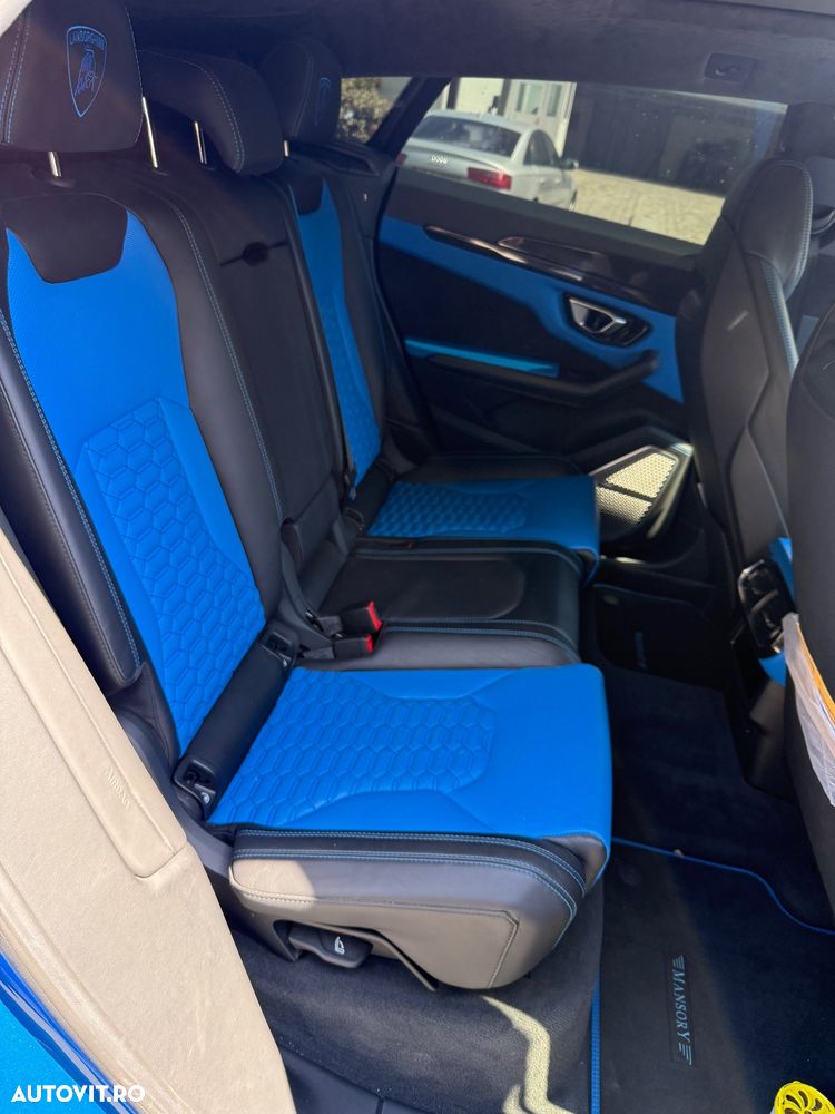 Lamborghini URUS - 16