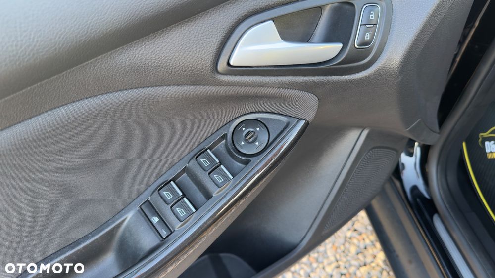 Ford Focus 1.0 EcoBoost Titanium ASS - 25