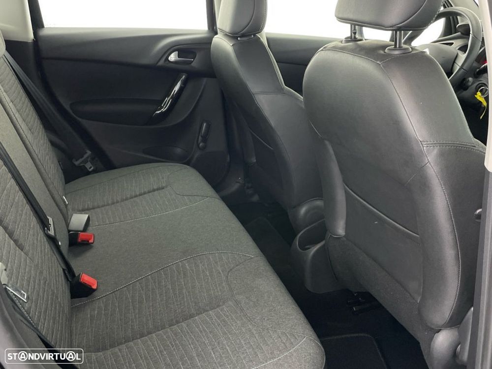 Citroën C3 1.2 PureTech Collection - 25