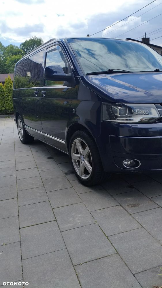 Volkswagen Multivan - 9