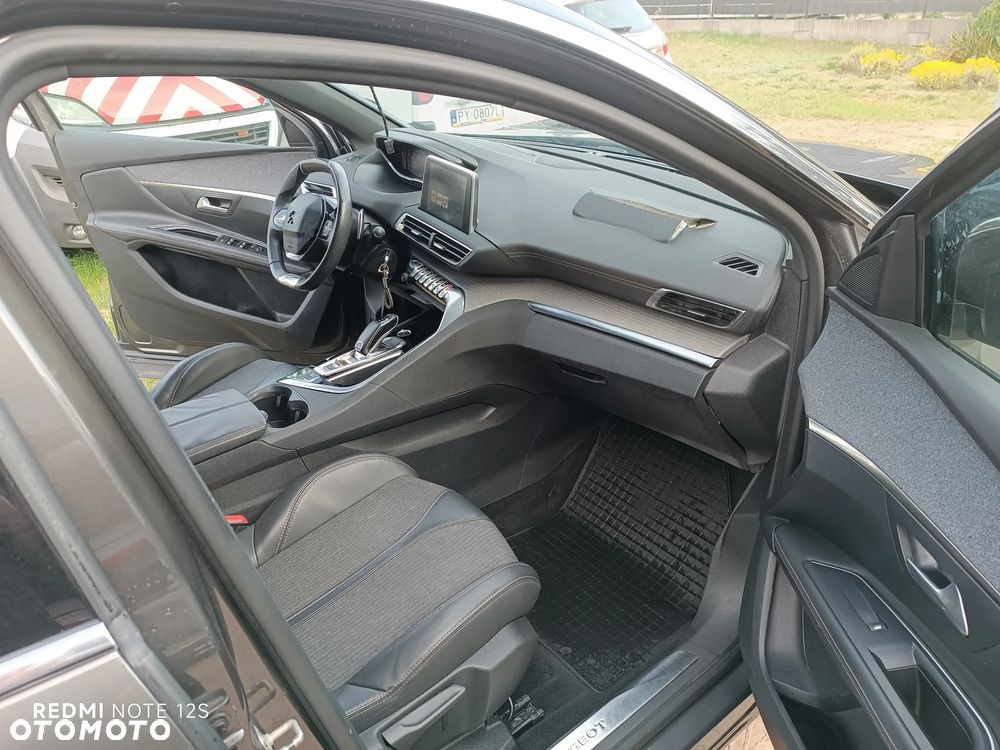 Peugeot 3008 1.2 PureTech GPF Allure S&S EAT8 - 8