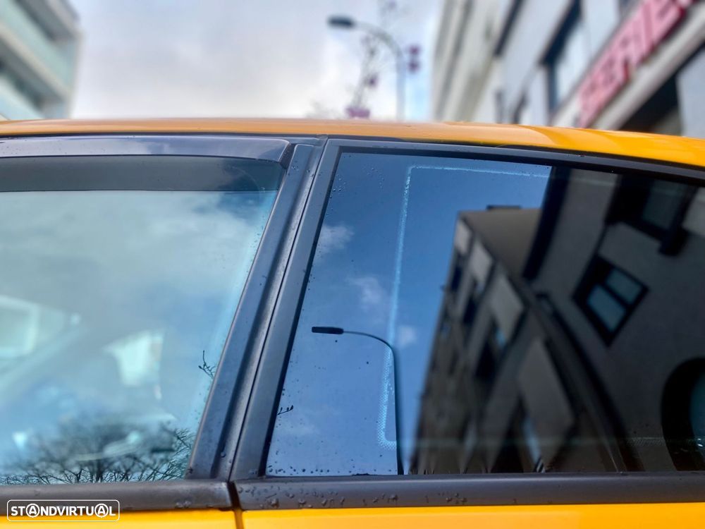 Audi A1 1.6 TDI S-line - 12