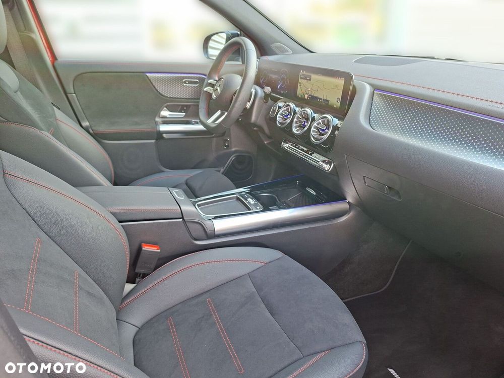 Mercedes-Benz EQA - 18