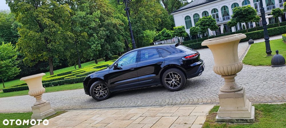 Porsche Macan Standard - 2
