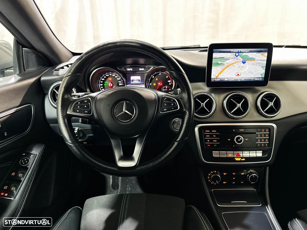 Mercedes-Benz CLA 200 d 4Matic 7G-DCT UrbanStyle Edition - 18