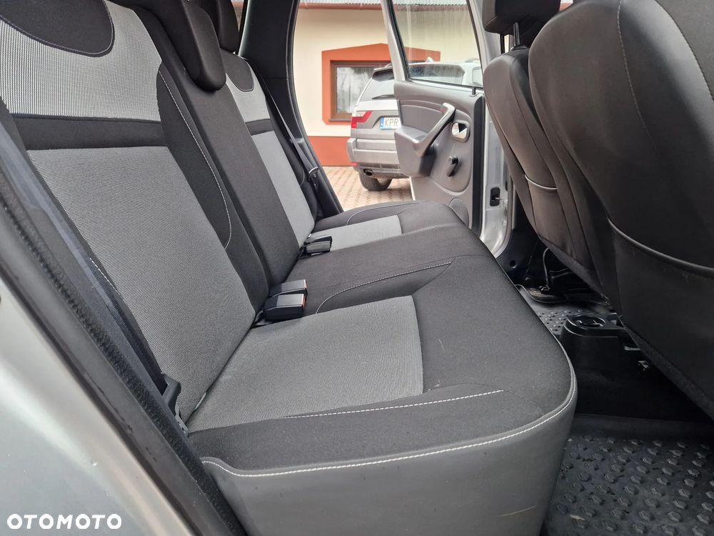 Dacia Duster 1.6 SCe Outdoor 4x4 S&S - 13