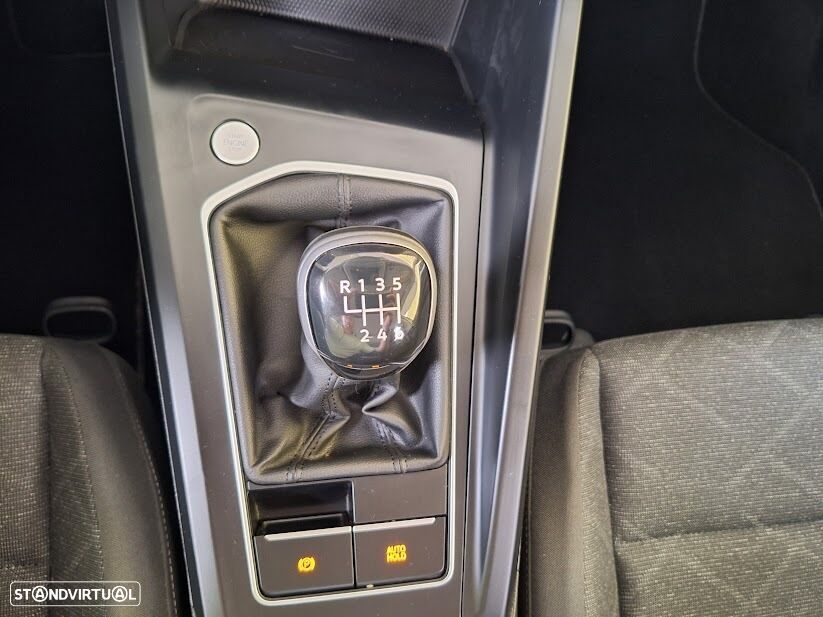 VW Golf 1.0 TSI Life - 26