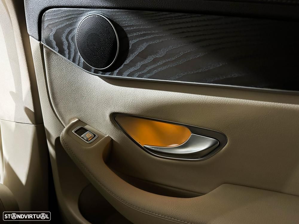 Mercedes-Benz GLC 300 de 4Matic 9G-TRONIC AMG Line - 25