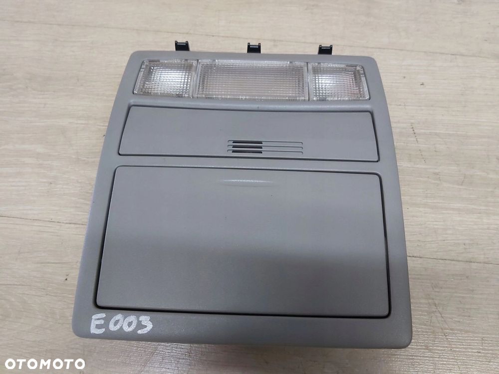 TOYOTA Camry VI XV40 lampka podsufitki kabinowa schowek na okulary 06-11r - 2