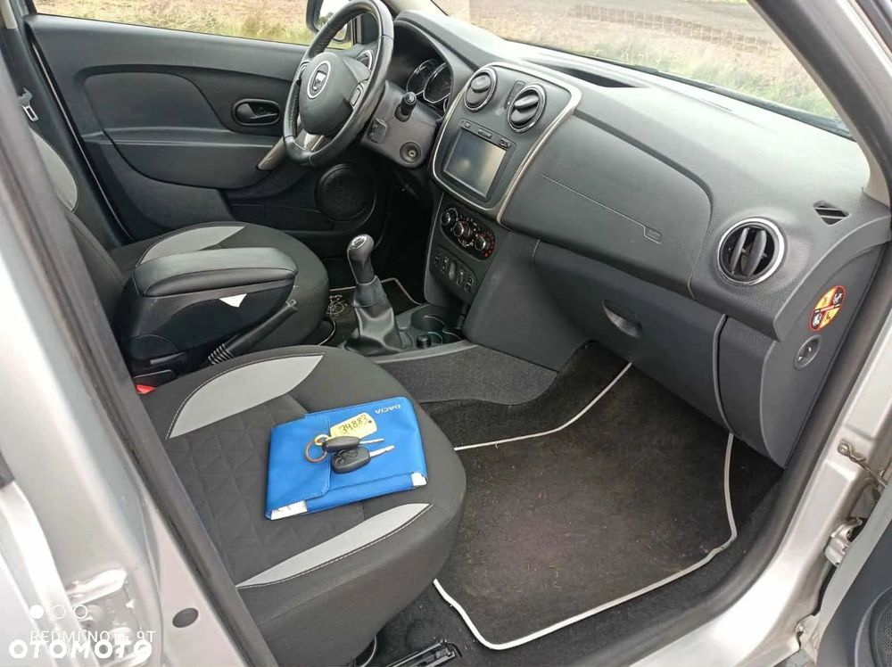 Dacia Sandero 1.5 dCi Laureate - 9