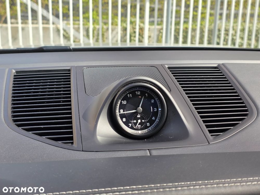 Porsche Macan GTS PDK - 18