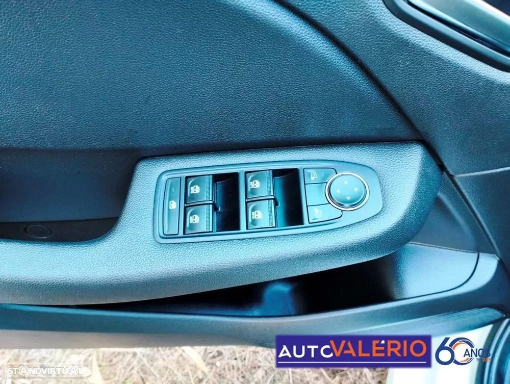Renault Clio 1.0 TCe Evolution - 10