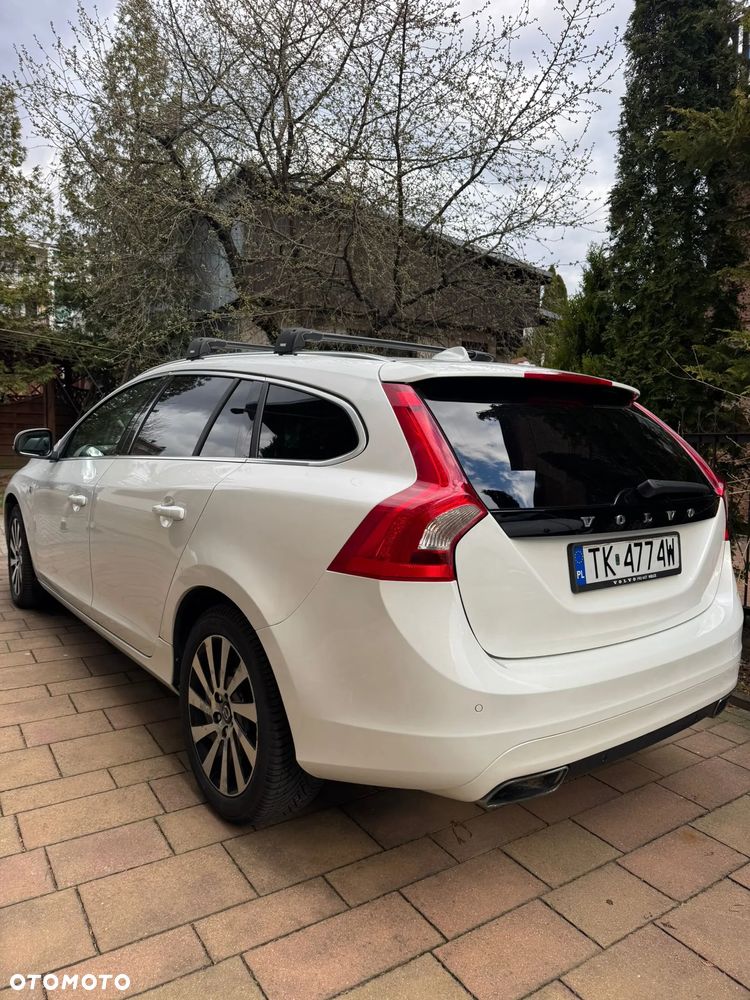 Volvo V60 T5 Drive-E Ocean Race - 4