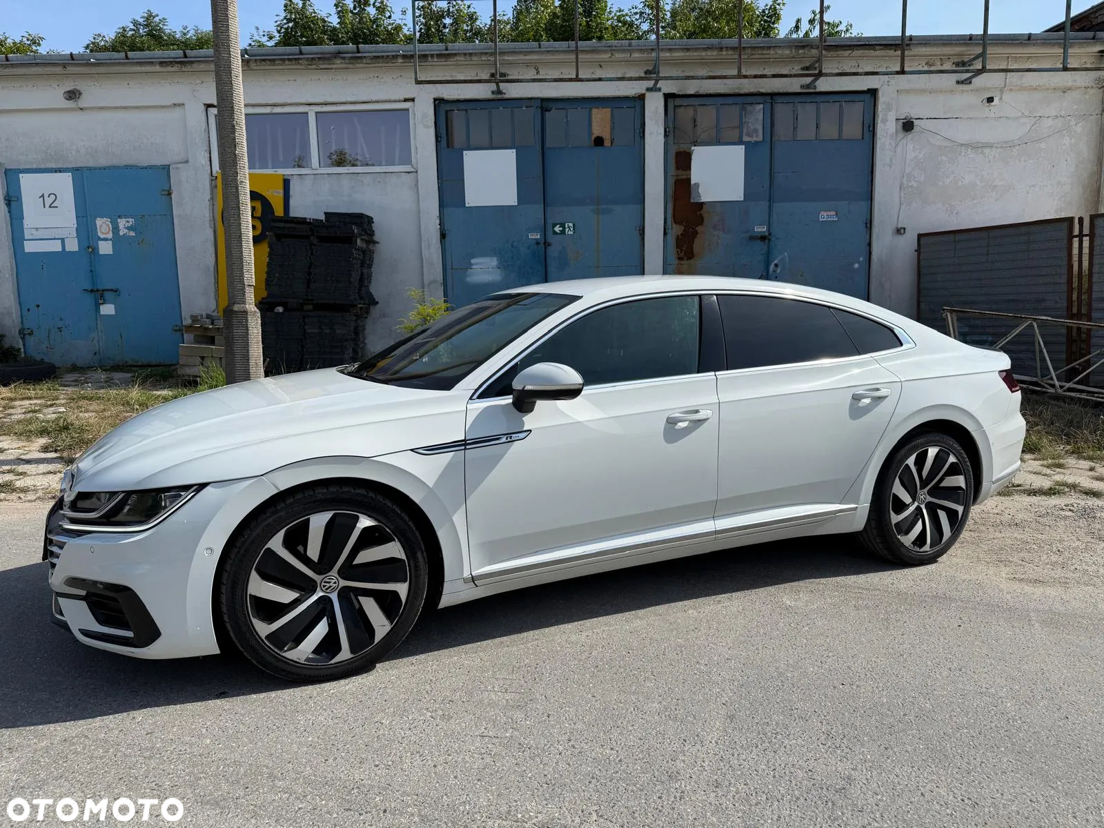 Volkswagen Arteon 2.0 TSI R-Line DSG - 2