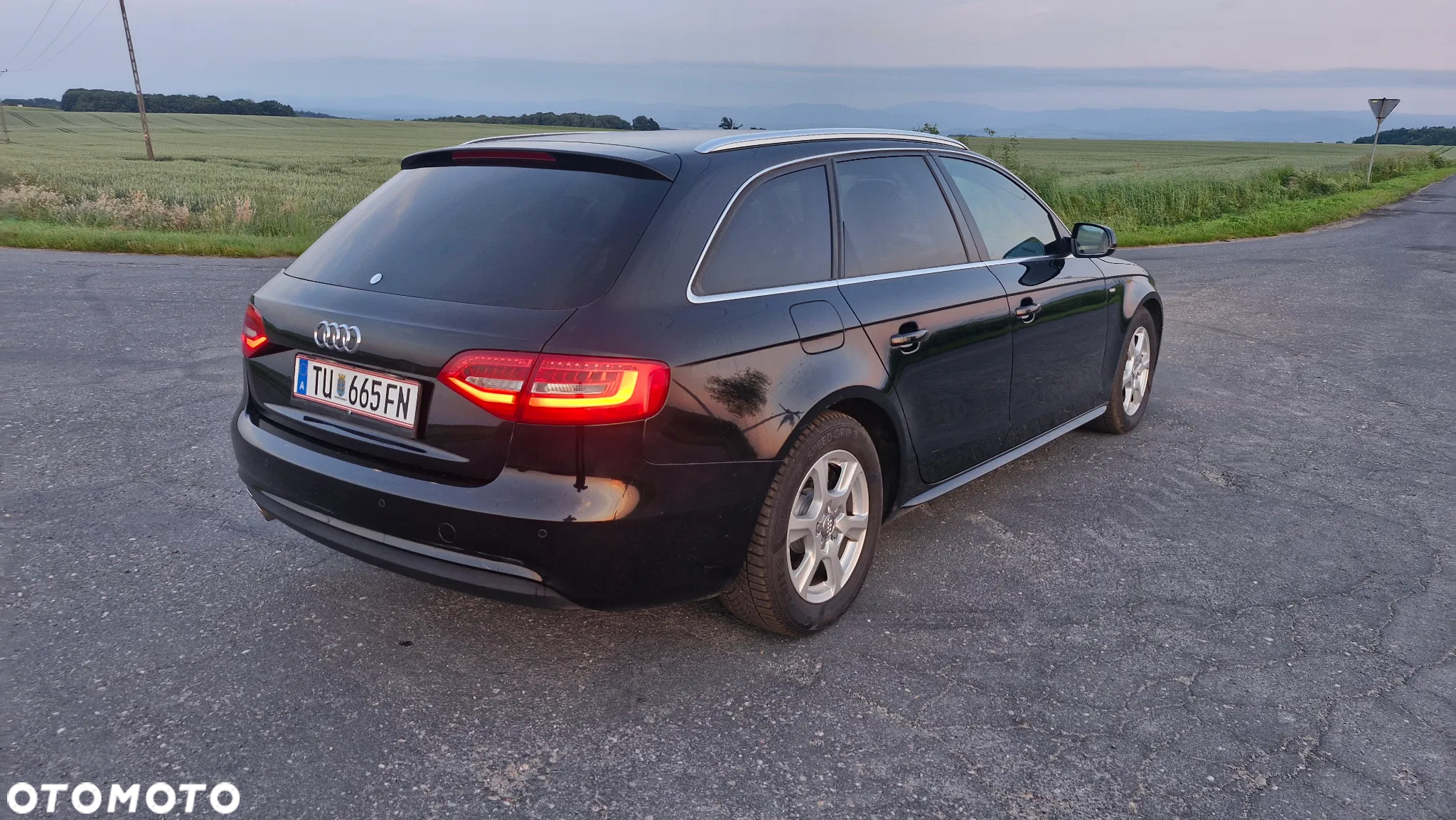 Audi A4 Avant 2.0 TDI DPF S line Sportpaket - 13