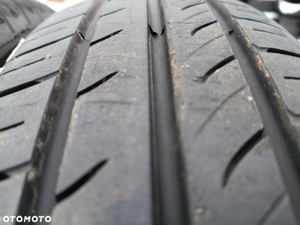 175.80.14 88T kumho ecowing - 2