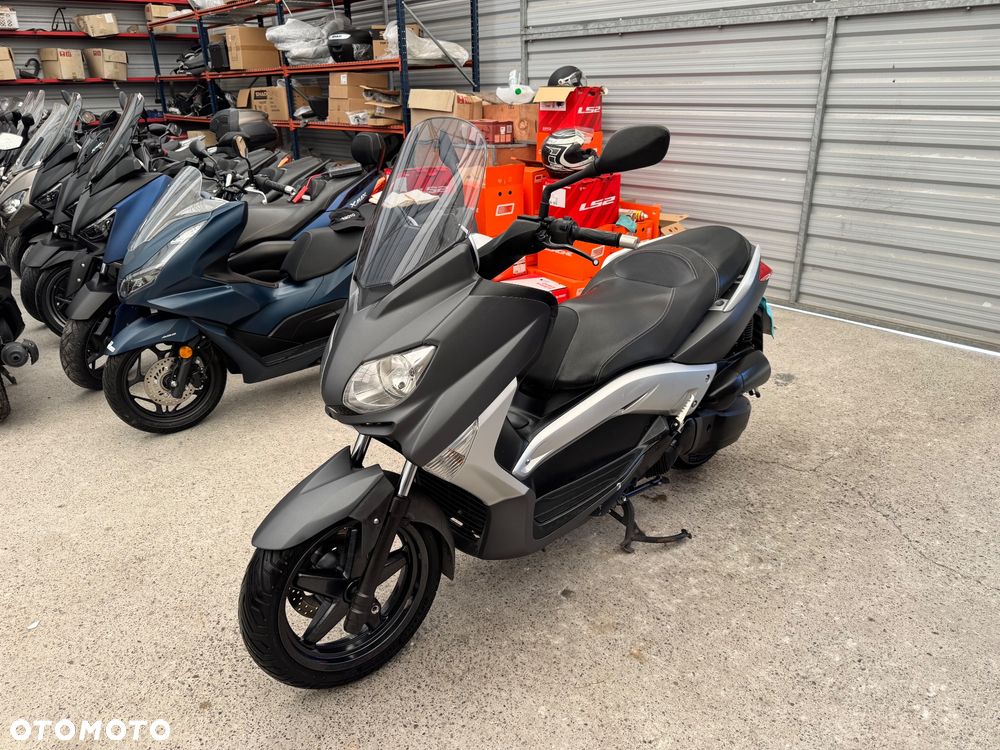 Yamaha X-max - 3