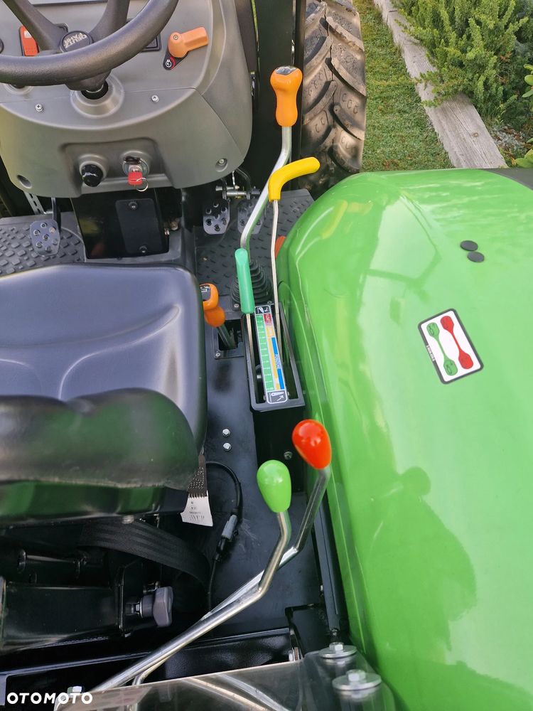 Deutz-Fahr AGROPLUS 70F KEYLINE - 18