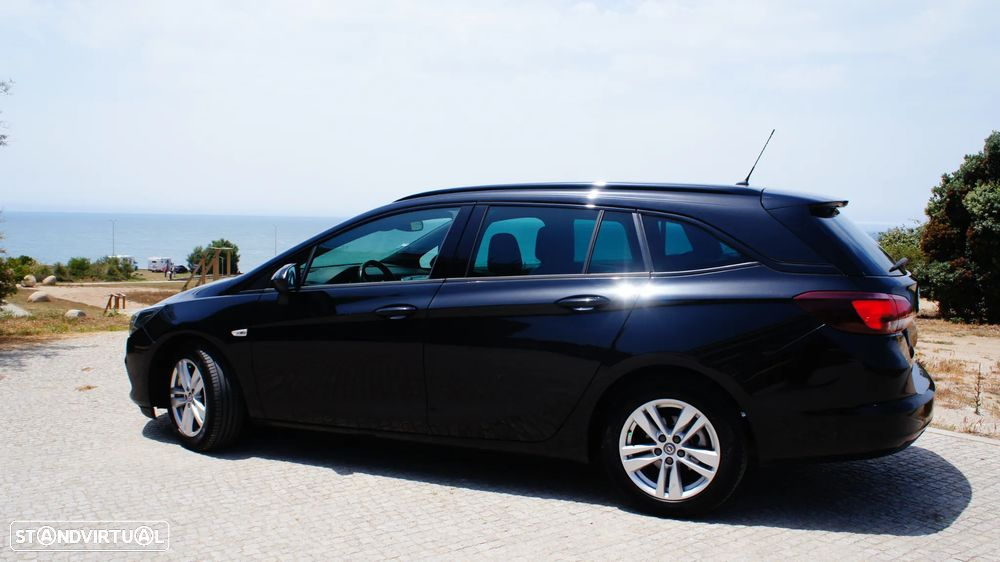Opel Astra Sports Tourer - 5