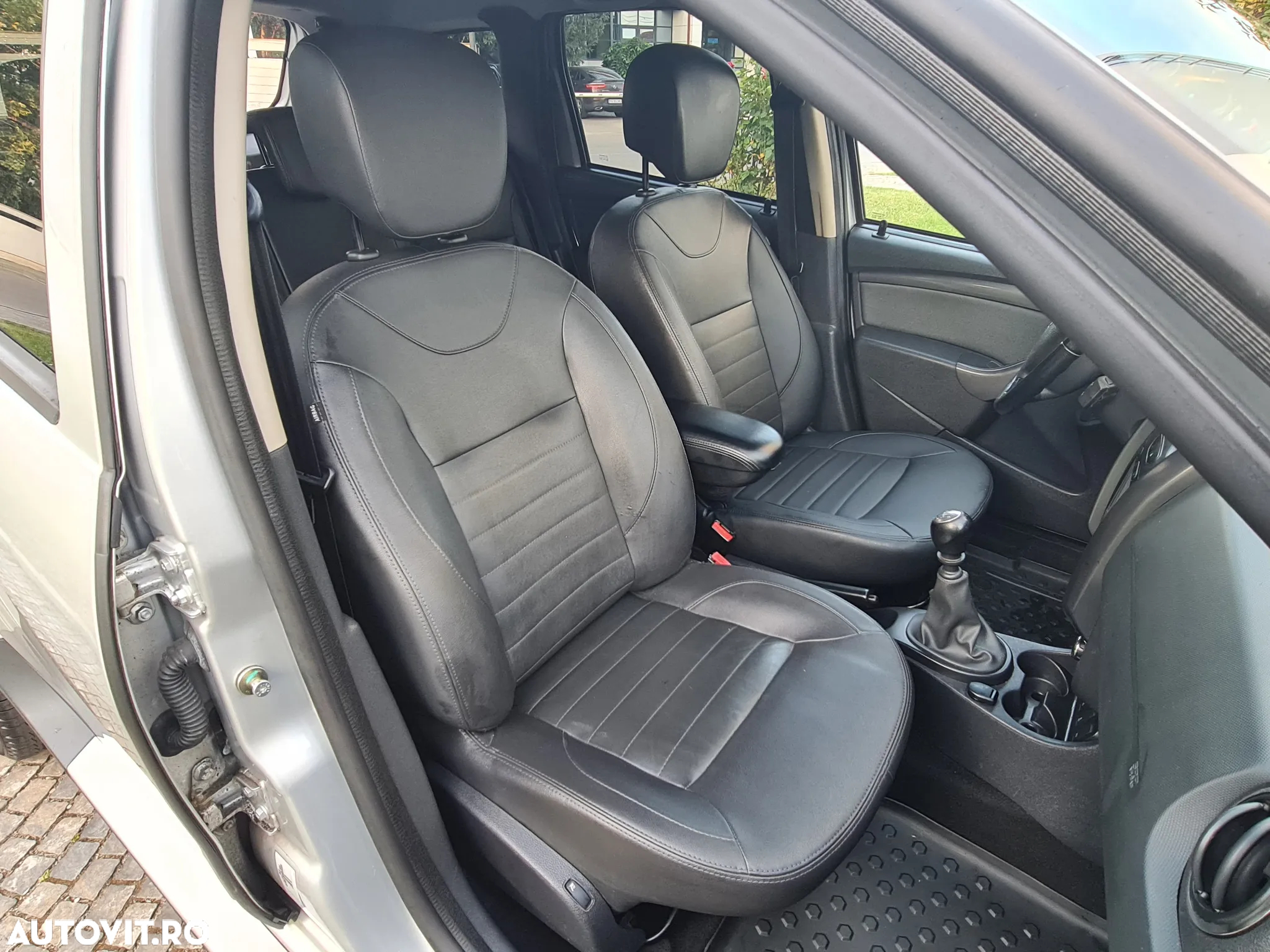 Dacia Duster dCi 110 FAP 4x4 Prestige - 14